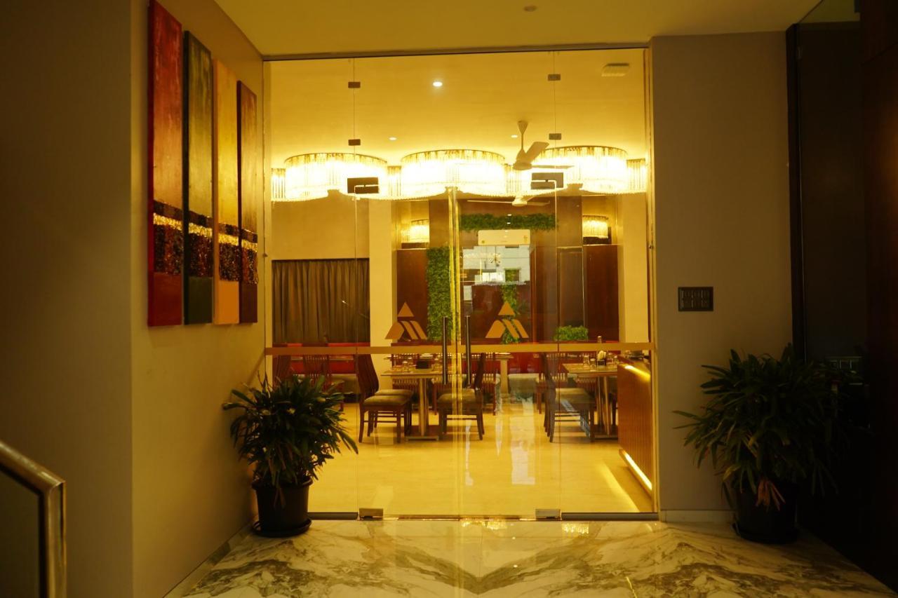 שירדי Alaukik Hotel מראה חיצוני תמונה